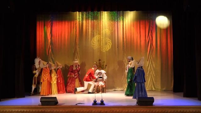 "Щелкунчик" смотреть онлайн