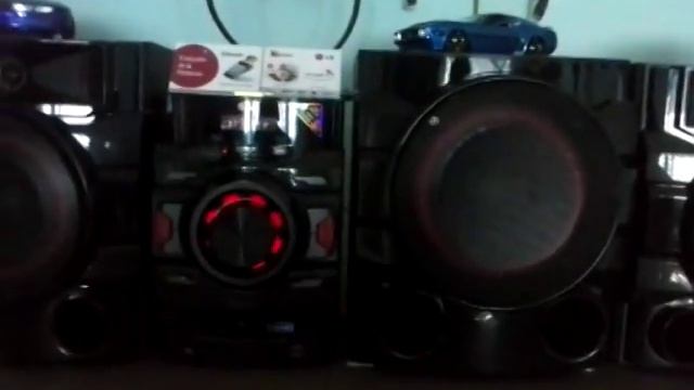 LG CM4740 XBOOM (ALOY MI VIDA LOCA) смотреть онлайн