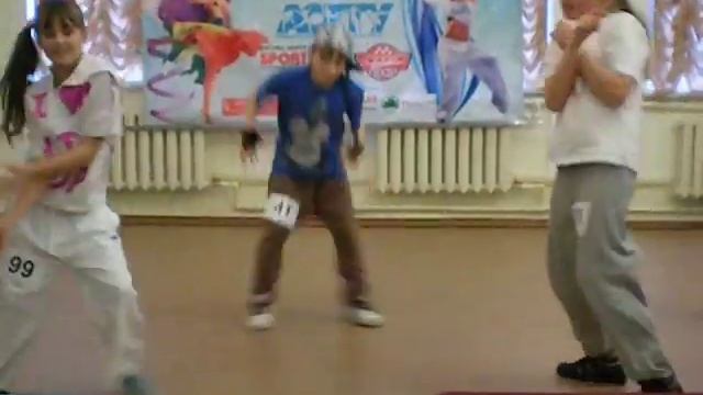 Областной турнир "Azov Dance", Mariupol, Ника хип-хоп.avi смотреть онлайн