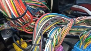 места крепления торпеды Volvo FM,FH 12 для снятия