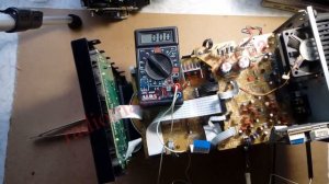 Музыкальный центр «JVC CA-UXG68» не включается.