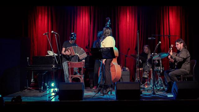Aracelli Pavón & Carlos Fernando Vargas- Debajo de la morera, zamba de Virgilio Carmona. смотреть онлайн
