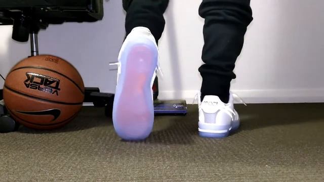 AIR FORCE 1 LOW REACT QS смотреть онлайн