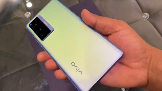 Vivo X70 Pro Aurora Dawn Unboxing & Review !! Vivo X70 Pro Price,Specifications & Many More смотреть онлайн