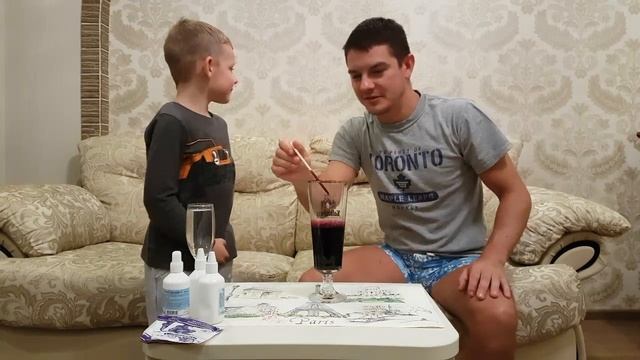 Чудо пена из Марганцовки и Перекиси водорода, химический опыт дома | Отец и Сын смотреть онлайн