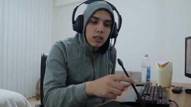 Uygun Fiyatlı Oyuncu Mikrofonu | Trust Gxt 210 смотреть онлайн