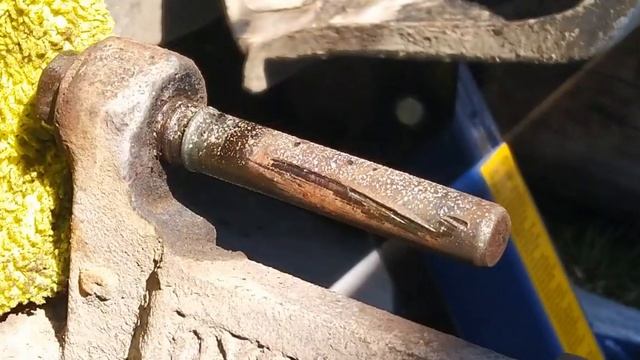 "Закисший" болт - как открутить без проблем? Действенный метод который реально работает. Видео 2021 смотреть онлайн