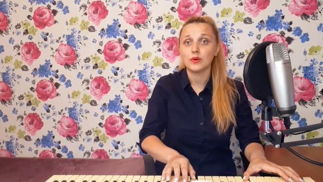 Упражнение на развитие и чистоту интонирования / Тренировка для вокала / Урок 5 смотреть онлайн