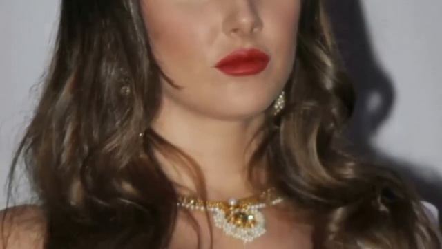 Lucy Pinder смотреть онлайн