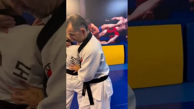 Приемы из корейского джиу-джитсу/hapkido #adlan1967 #martialart #selfdefense #tutorial #training смотреть онлайн