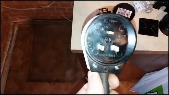 Мастер на час, Еле жива розетка электроплиты смотреть онлайн