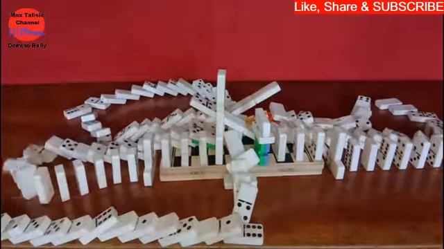 Domino Rally - 10 Domino Tricks смотреть онлайн