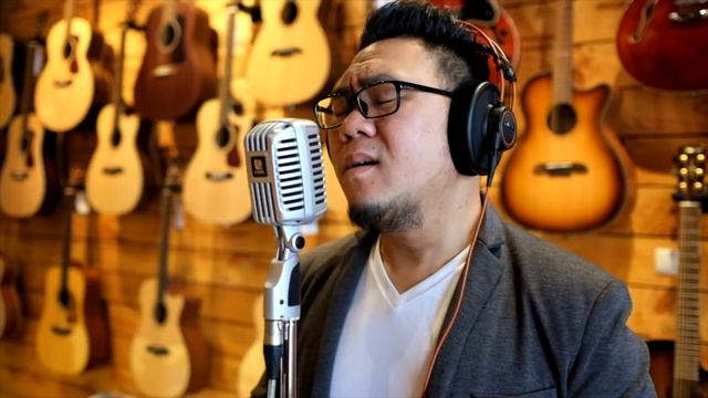 Carol CLM-101  Live Stage Performance Microphone