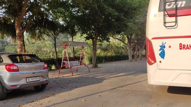 Школа Раджа Йоги. Ретрит Центр, Гургаон 1 смотреть онлайн