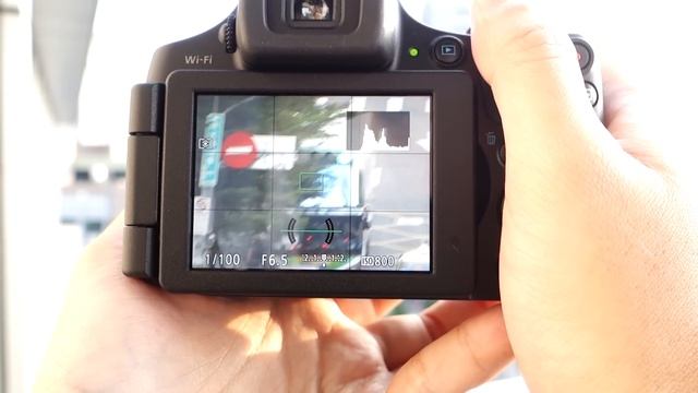【Canon PowerShot SX60 HS】鎖定鈕示範操作 смотреть онлайн