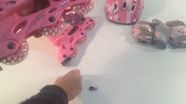 Детские раздвижные роликовые коньки Action PW-120P смотреть онлайн