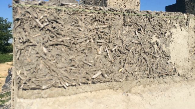 Начало кладки из Арболита