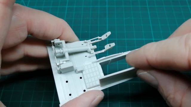 Revell's 1/32 Heinkel 111 Full Build (Part 1 of 2) смотреть онлайн