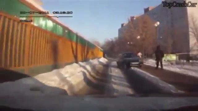 Видеоприколы женщины за рулем авто смотреть онлайн