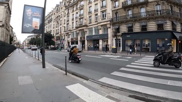 Walking Through the Streets of Paris, Capital of France смотреть онлайн