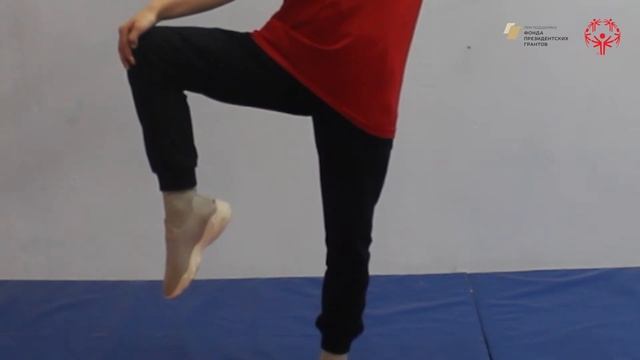 Разминка на растяжку и равновесие от Милады смотреть онлайн