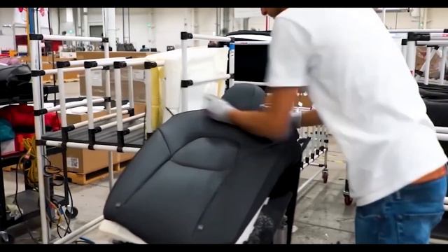 Elon Musk's Tesla is Buying General Motors Company (GMC)! смотреть онлайн