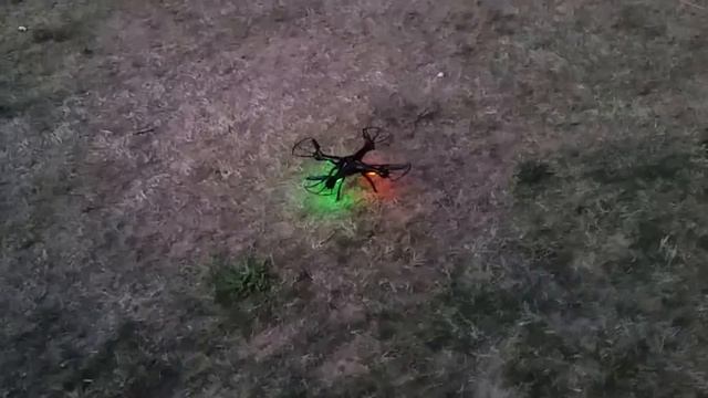 Syma X5SW-1 Stunts, Close Calls and Crashes смотреть онлайн