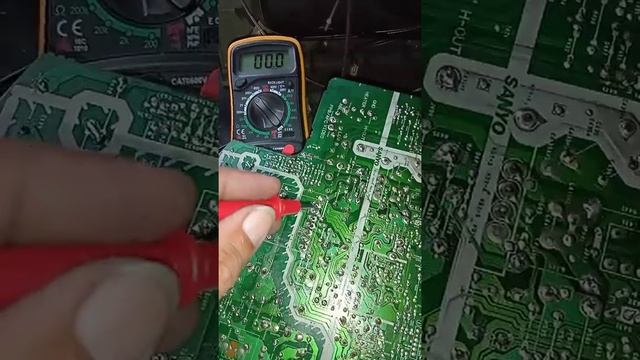 Sanyo CRT TV Vertical problem w/ B+ high voltage How to fix смотреть онлайн