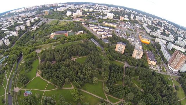 Парк Яуза с высоты птичьего полета смотреть онлайн
