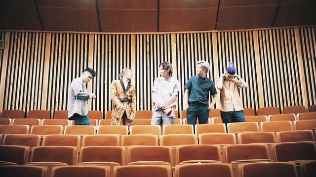 Ninety One | Harper’s BAZAAR Kazakhstan: Лукбук «Мода и музыка» смотреть онлайн