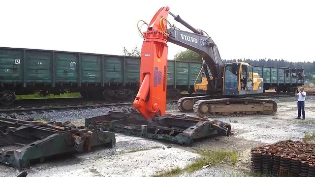 Демонтаж, разборка и резка в металлолом вагонов. Покупка лома металла. смотреть онлайн