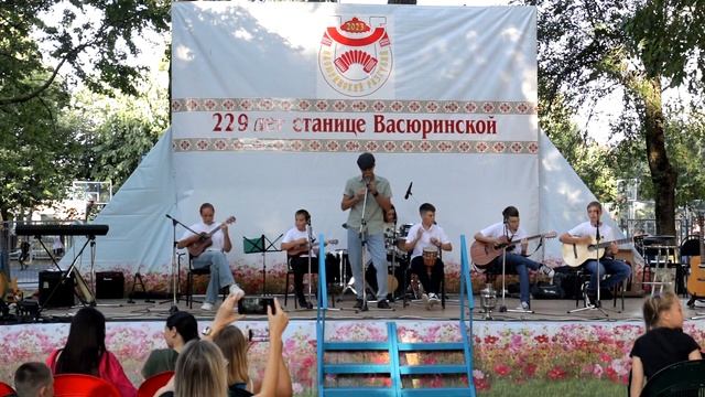 День станицы 2023. ВИА "Клондайк" - Индейское лето (муз. Тото Кутуньо) смотреть онлайн