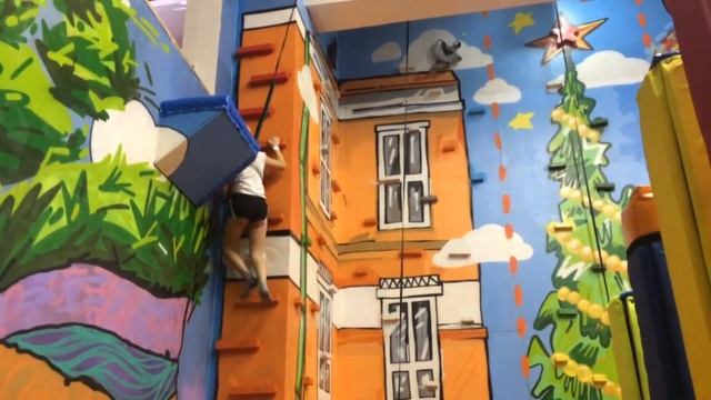 Лига танцев на скалодроме смотреть онлайн