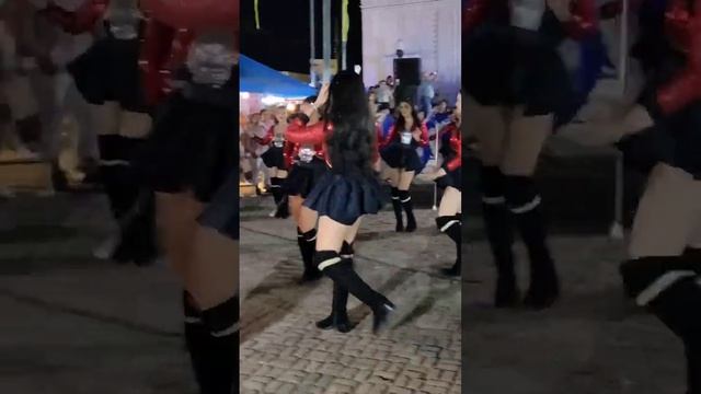 Ilobasco Latin Band смотреть онлайн