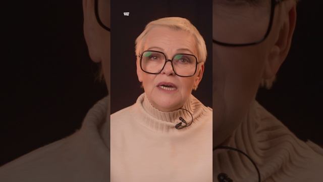 Почему МУЖЧИНА не проявляет ЛЮБОВЬ при ЛЮДЯХ #еленановоселова #психолог #психология смотреть онлайн