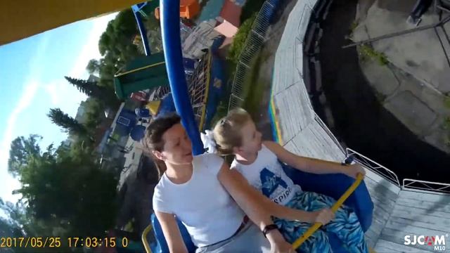 Парк Энгельс качели 20170525 смотреть онлайн