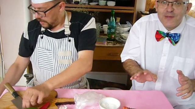 Салаты Ачичук и Шакароб от шефа Дмитрия Фролова и Букиниста Орск смотреть онлайн