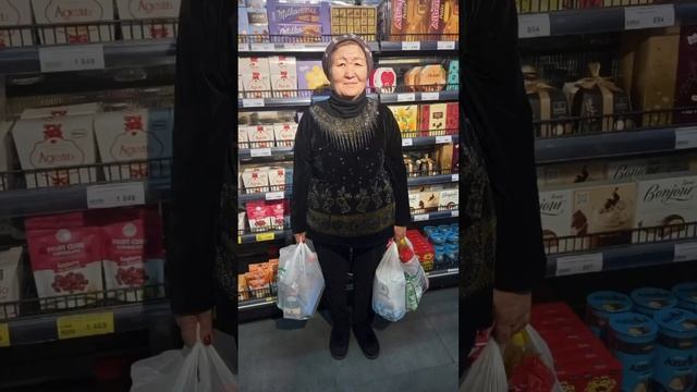 День пожилых людей в супермаркетах Аян смотреть онлайн