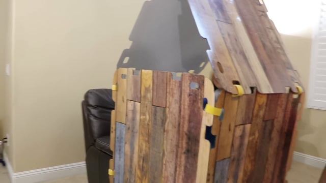 Wendy Pretend Play Best Hide and Seek Spot Kids Game w/ Giant Box Fort Toy смотреть онлайн
