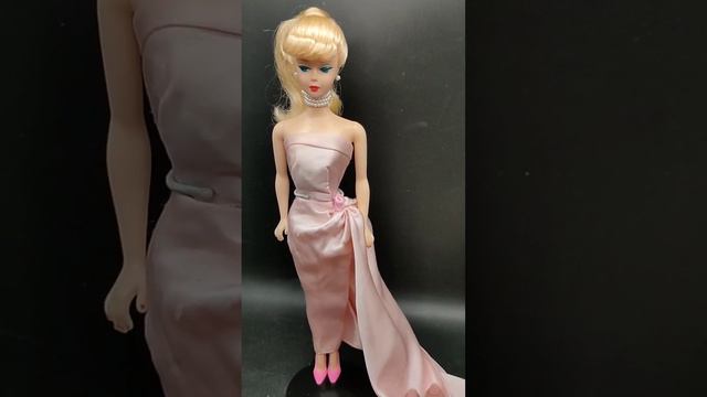 🌹 Барби Очарованный Вечер, 1995 год.. Enchanted Evening Barbie смотреть онлайн