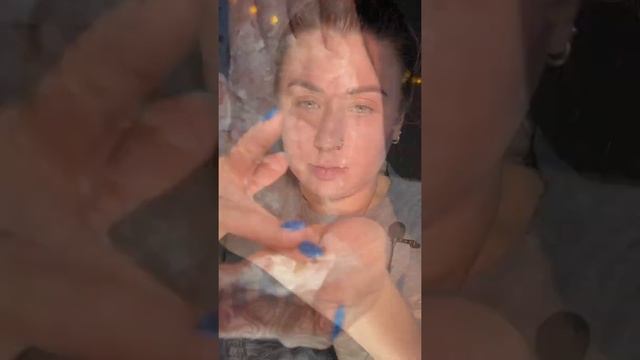 Средство от сальных нитей смотреть онлайн