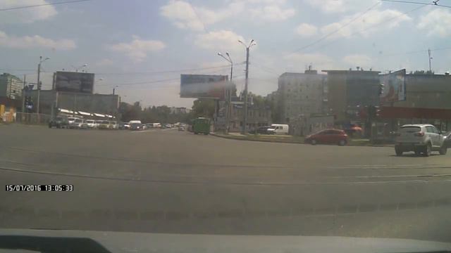 У трамвая сломались рога.Харьков смотреть онлайн