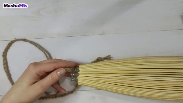 ?✅ВЫ НЕ ПОВЕРИТЕ! Какую КРАСОТУ можно сделать из обычной стеклянной бутылки и шпажек/своими руками смотреть онлайн