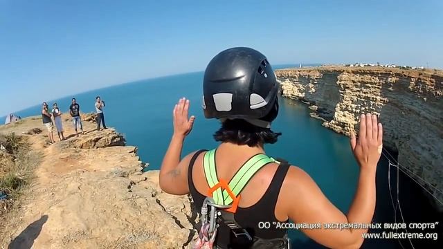 Прыжки (rope jumping) на мысе Фиолент 30.06.12 (Наталья Я.) смотреть онлайн