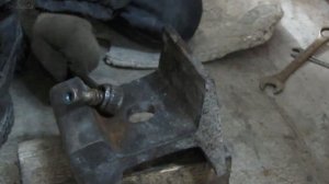 5≛ Стучит возле переднего колеса. Одна из причин стука передней подвески.