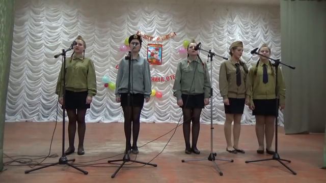 Песня идёт солдат по городу слушать и текст у солдата выходной смотреть онлайн