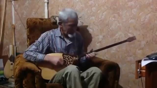 Аксакал покорил соцсети исполнив Полонез Огинского на домбре смотреть онлайн