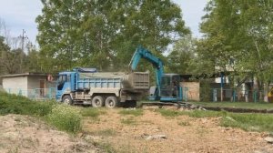 Изучаем цвета и строительный транспорт Развивающее видео для детей