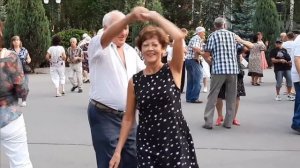 ТЕБЯ Я ВСТРЕТИЛ В ЛУЧШИЕ ГОДА.mp4