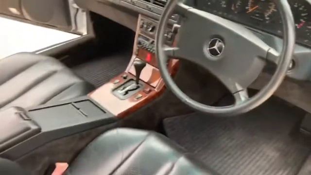 1990 MERCEDES 300 SL 24V смотреть онлайн